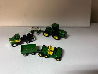 Good Conditions ERTL john deere Mack tractor Toys 4 Total 1/64