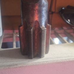 2-11-½ Npt Carbon Steel Pipe Tap