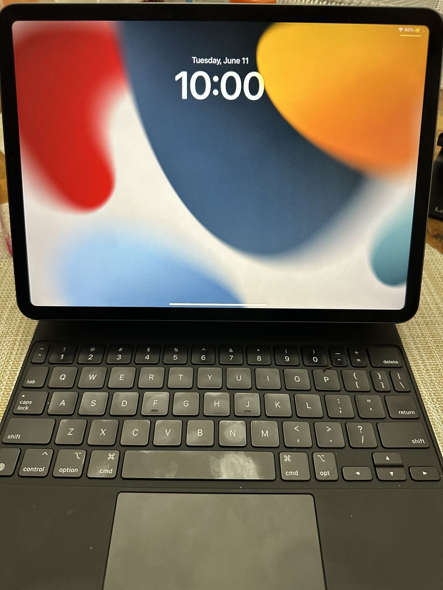 Ipad Pro 11” M1 With Magic Keyboad