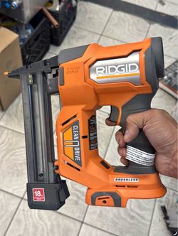 Ridgid 18v cordless narrow crown stapler 18ga tool only,
