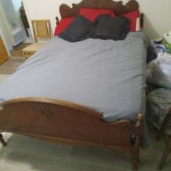 Antique Bed W/ New Box Spring N Matress _ Twin Bed