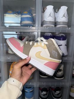Selling all - Air force, Retro’s