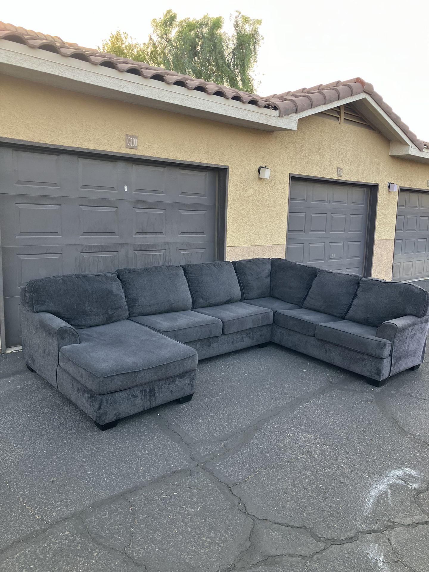 Delivery ~ U Shape Sectional Sofa 