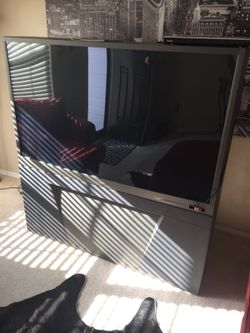 60 inch TV For Game Room still works