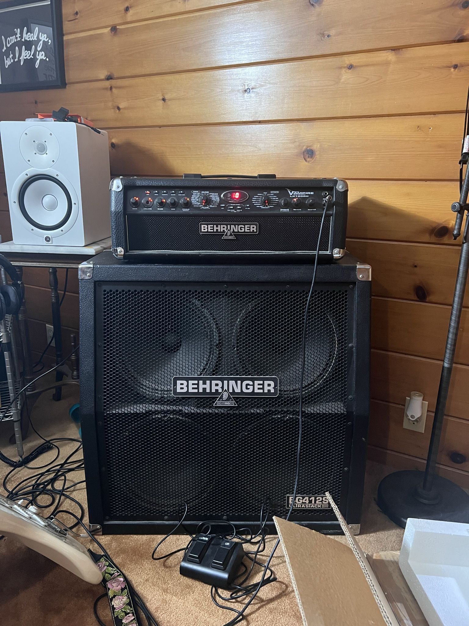 Behringer LX1200H
