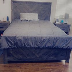 Bed Frame And Matching Nightstands 