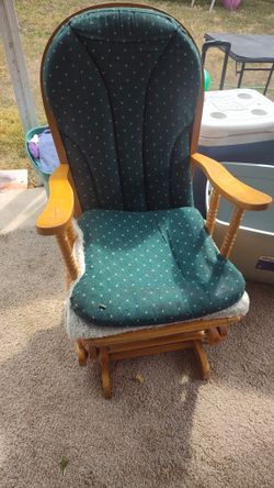 Rocking Chair Just Needs New Springs 