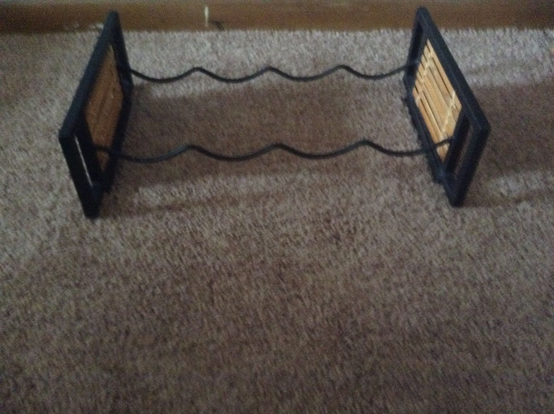Wine bottle rack