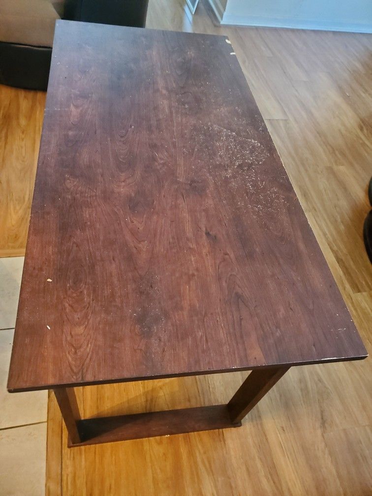 Complete Ser Desk Office With Chair In Good Condition