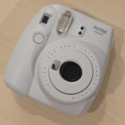 Instax Mini 9 Bundle - New