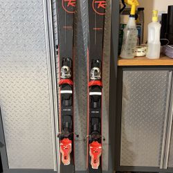 Skis