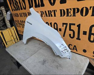 2017-2022  honda cr-v  rh side fender oem
