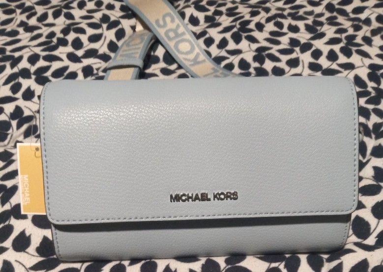 Michael Kors Jet Set Large Zip Around Crossbody
