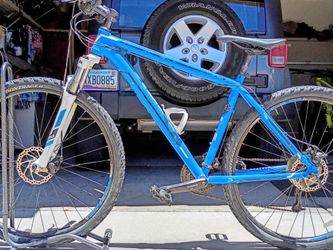 29 inch Trek Marlin mountain bike