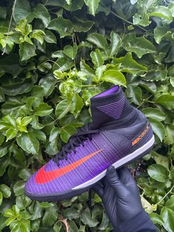 Size 10.5 Nike MercurialX Proximo II 2 TF Mens 10.5 Black Crimson Purple Shoes 831977-085