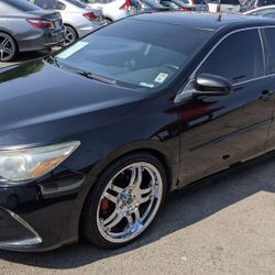 2015 Toyota Camry 