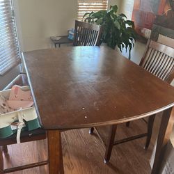 Table with 4 Chairs 