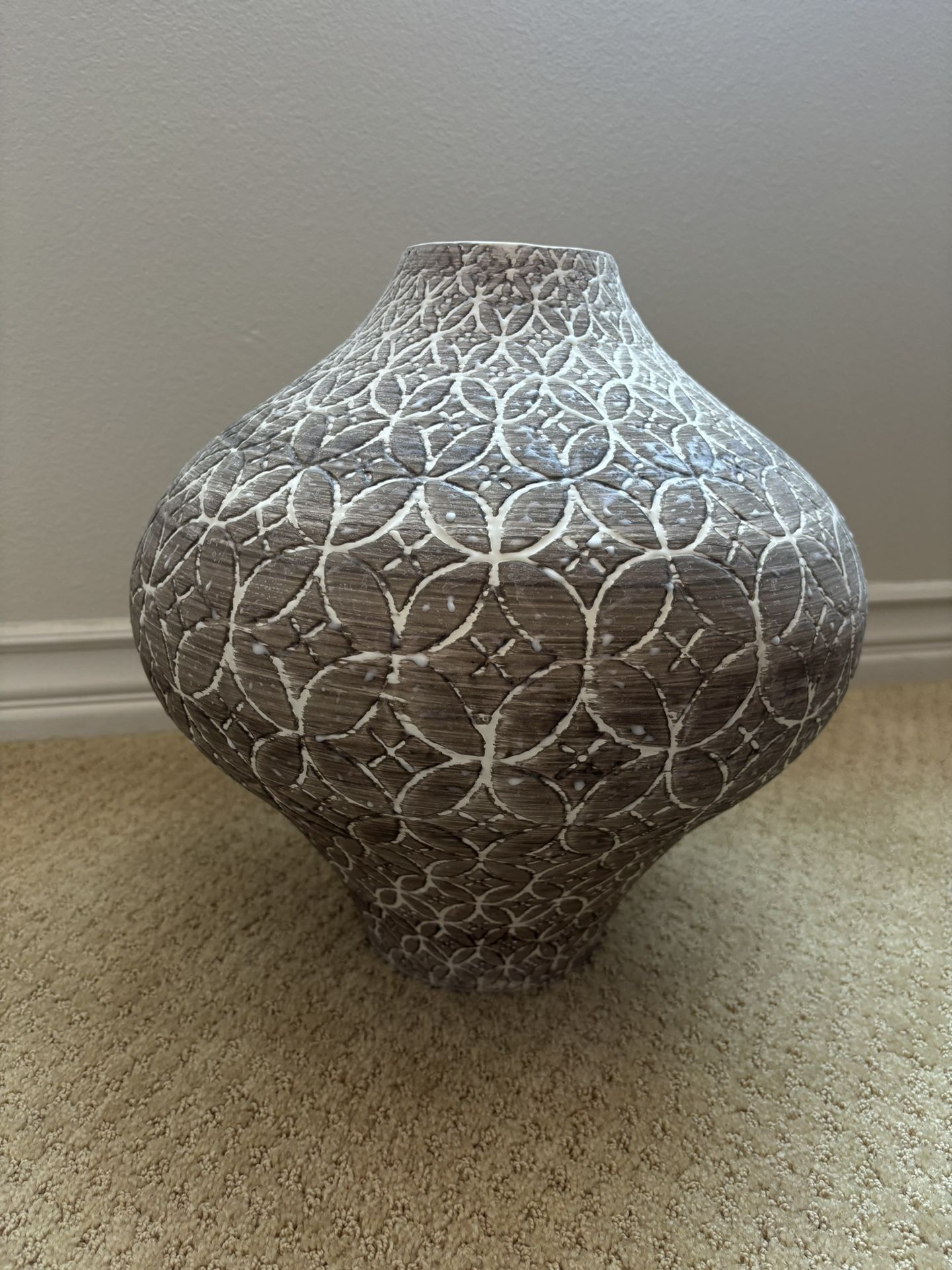 Brown & White Decor Vase