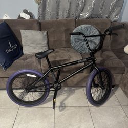Eon BMX bike