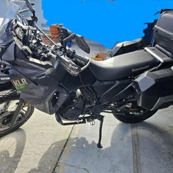 2022 Kawasaki Versys 650 – Only 50 Miles! Fully Upgraded + LikeNew