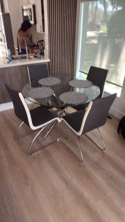 Modern Glass Dining Table and Chairs