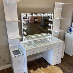 White Led Vanity Glass Top + Shelves 