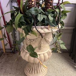 BEAUTIFUL 9 Foot Tall faux Plant 