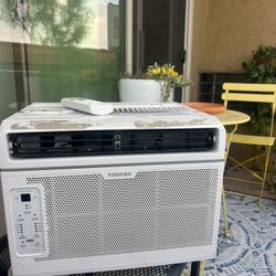 Window AC Unit  