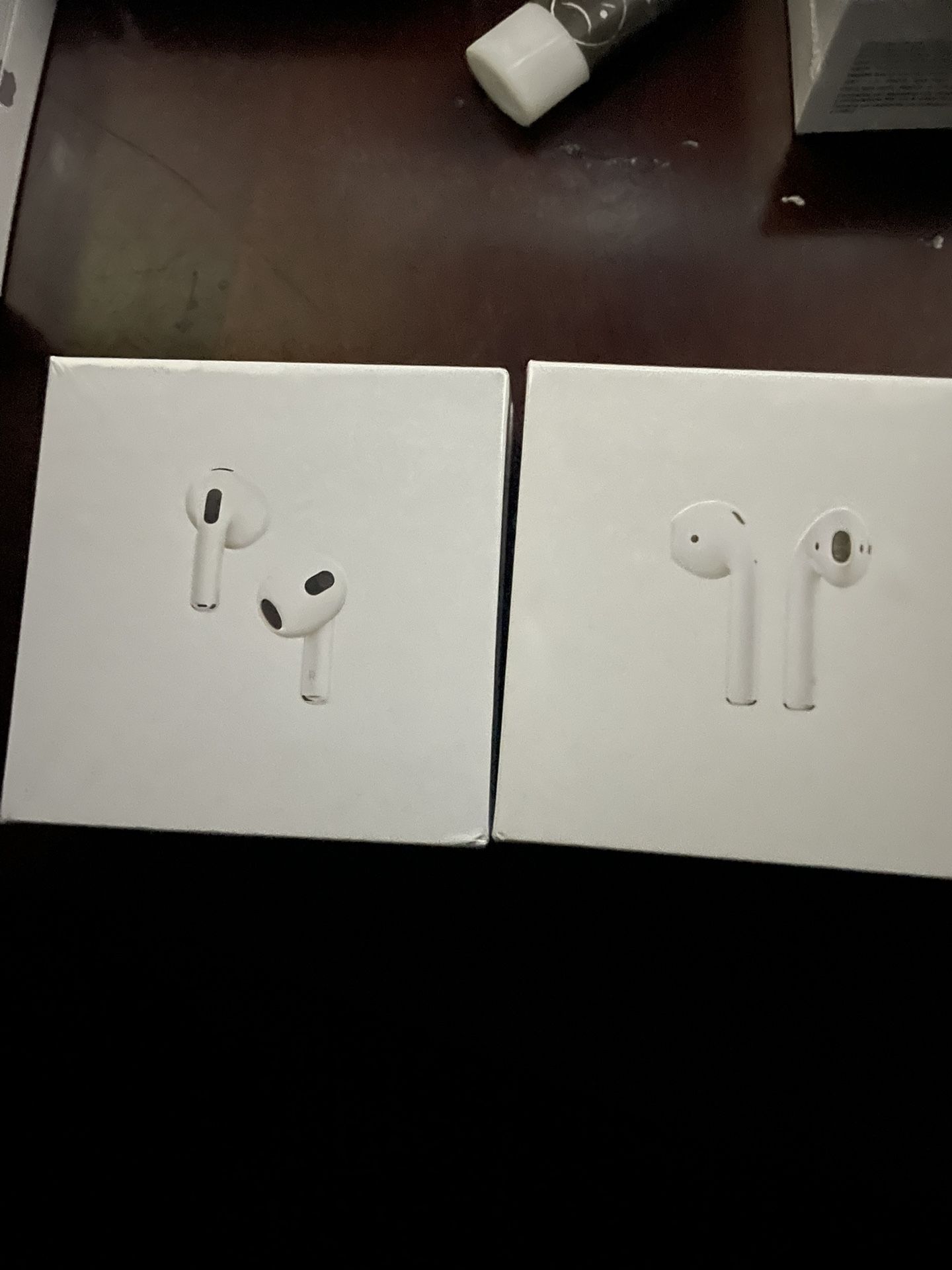 AirPods Gen 3/2