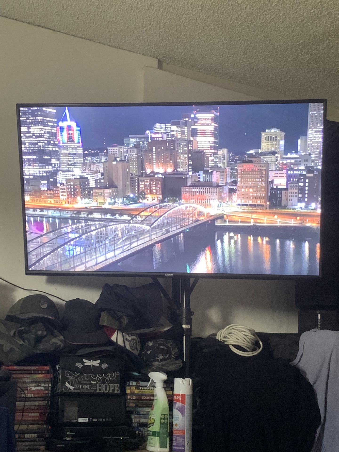 Vizio TV 42’