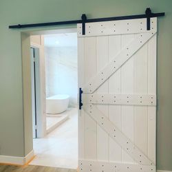 Custom Rustic Barn door install 42/82