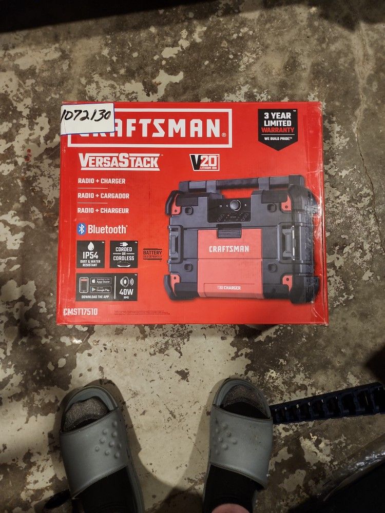 Craftsman Versa Stack Radio