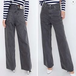 Levi’s High Loose Jeans – Wellthread Edition (Silver Bloom, Never Worn)