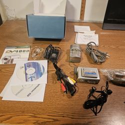 Mustek DV4000 Flash Media Camcorder Complete Bundle