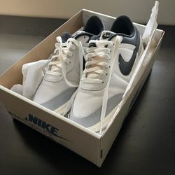Men’s Nikes