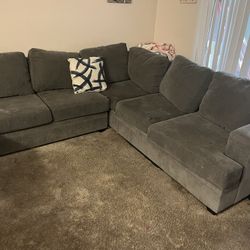 U Shaped Sectional 