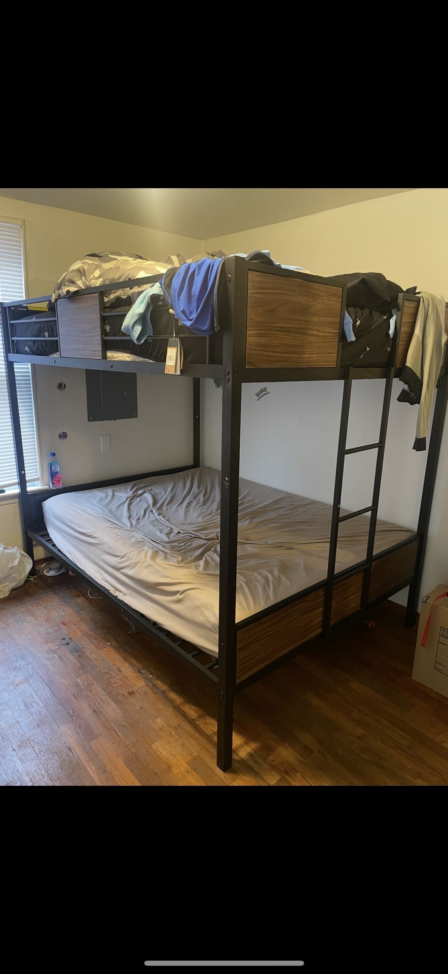 Bunk Bed /2 Full Mattress