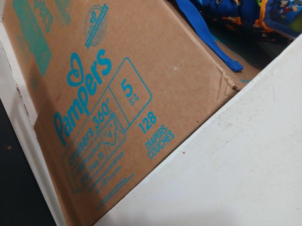 Pampers 128 Count Size 5