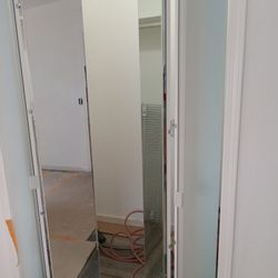 4"*6".2' Custom Door and Mirror

