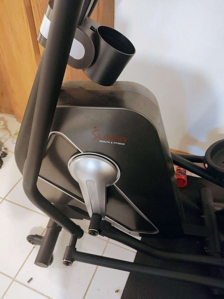 Compact Elyptical, In Good Condition By Sun fitness About 2 Years Old Purchased For $600.00 Make Me An Offer Happy To Negotiate.