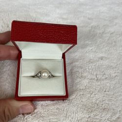 Sterling Silver Pearl Ring