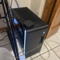 Alienware R16