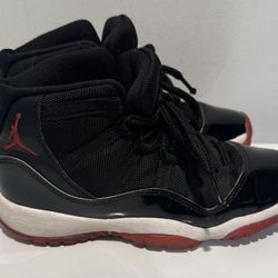 Jordan 11 Retro Black Red White