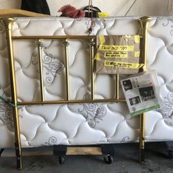 Twin Bed 