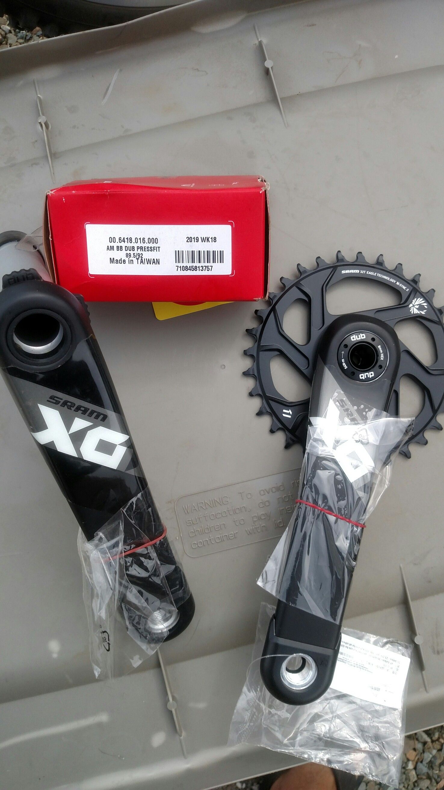 Sram xo dub cranks and bb