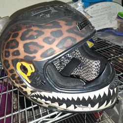 Icon Motorcycle Helmet (Size M)