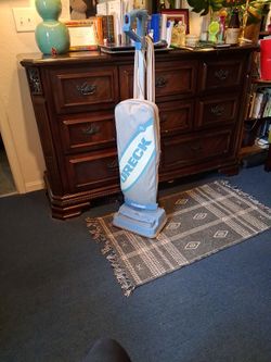 Oreck XL Vacuum Cleaner