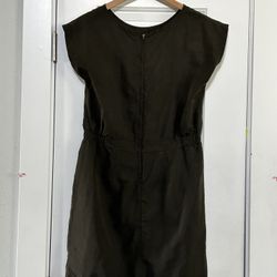 Women’s Dress Size 7/8 Medium 