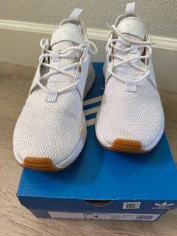 Women’s adidas size 6 tennis shoes