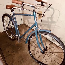 Beaumont 7-Speed City Bike In Smoky Blue & Cinnamon Brown Leather Accents 